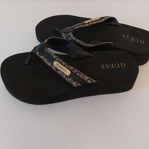 Guess sandale Size 6
